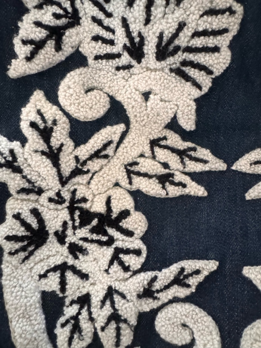 Cleobella Asliah Weekender bag featuring embroidered floral details on the front - Picture 2 of 14